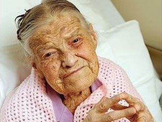105-летняя Клара Мидмор — самая старая девственница в мире