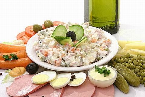 Как француз Оливье изобрел “Русский салат”
