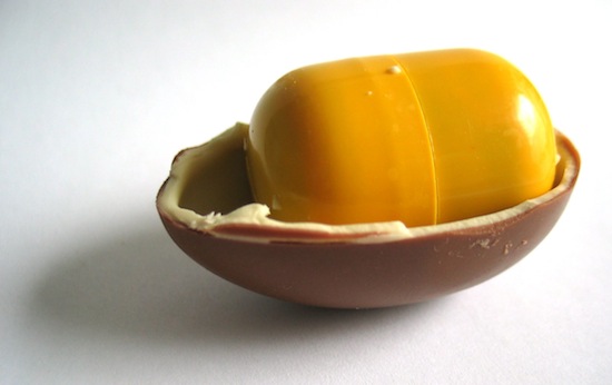 В США запрещено продавать шоколадные яйца «Киндер-сюрприз»