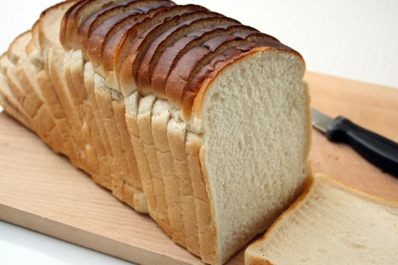 Кто изобрёл нарезной хлеб
