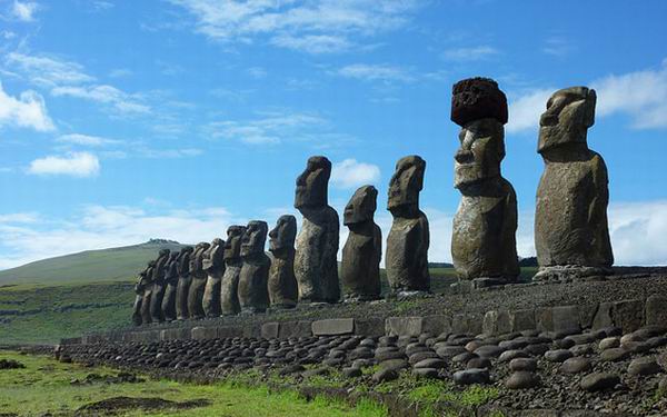 Статуи острова Пасхи умели "ходить"