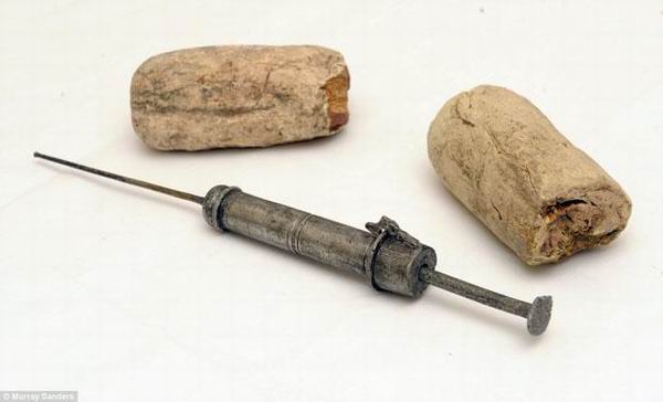 Самые кошмарные медицинские инструменты, которые сейчас остались лишь в музеях