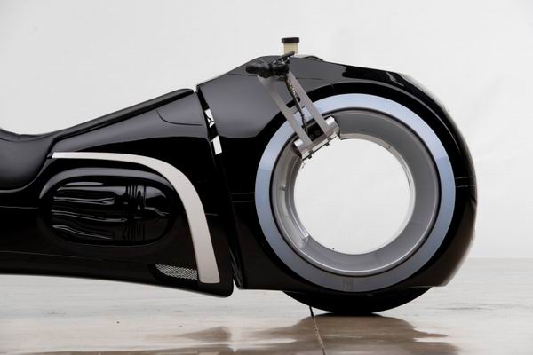 Мотоцикл из фильма «Трон: Наследие» можно будет купить